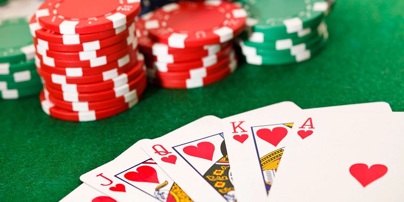 Bỏ túi mẹo chơi Poker Vin777 không bao giờ thua