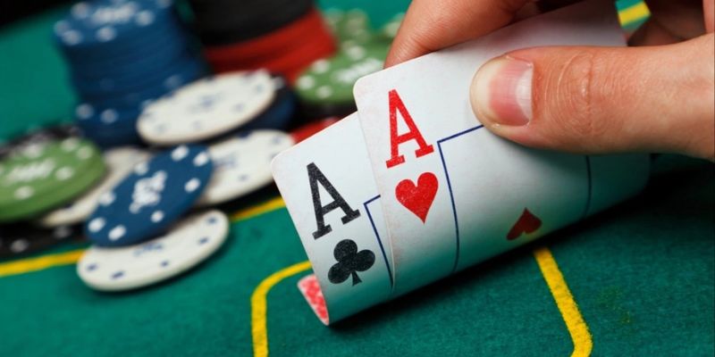 Các thuật ngữ được dùng trong mẹo chơi Poker Vin777